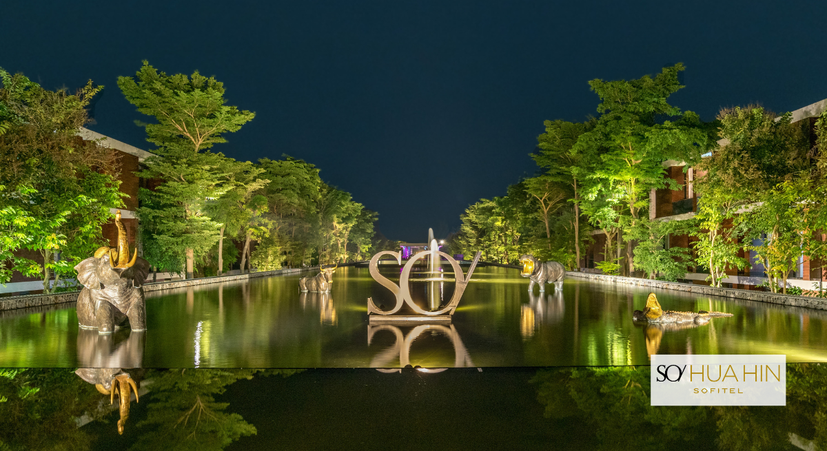 So Sofitel Hua Hin Night Atmosphere Pool